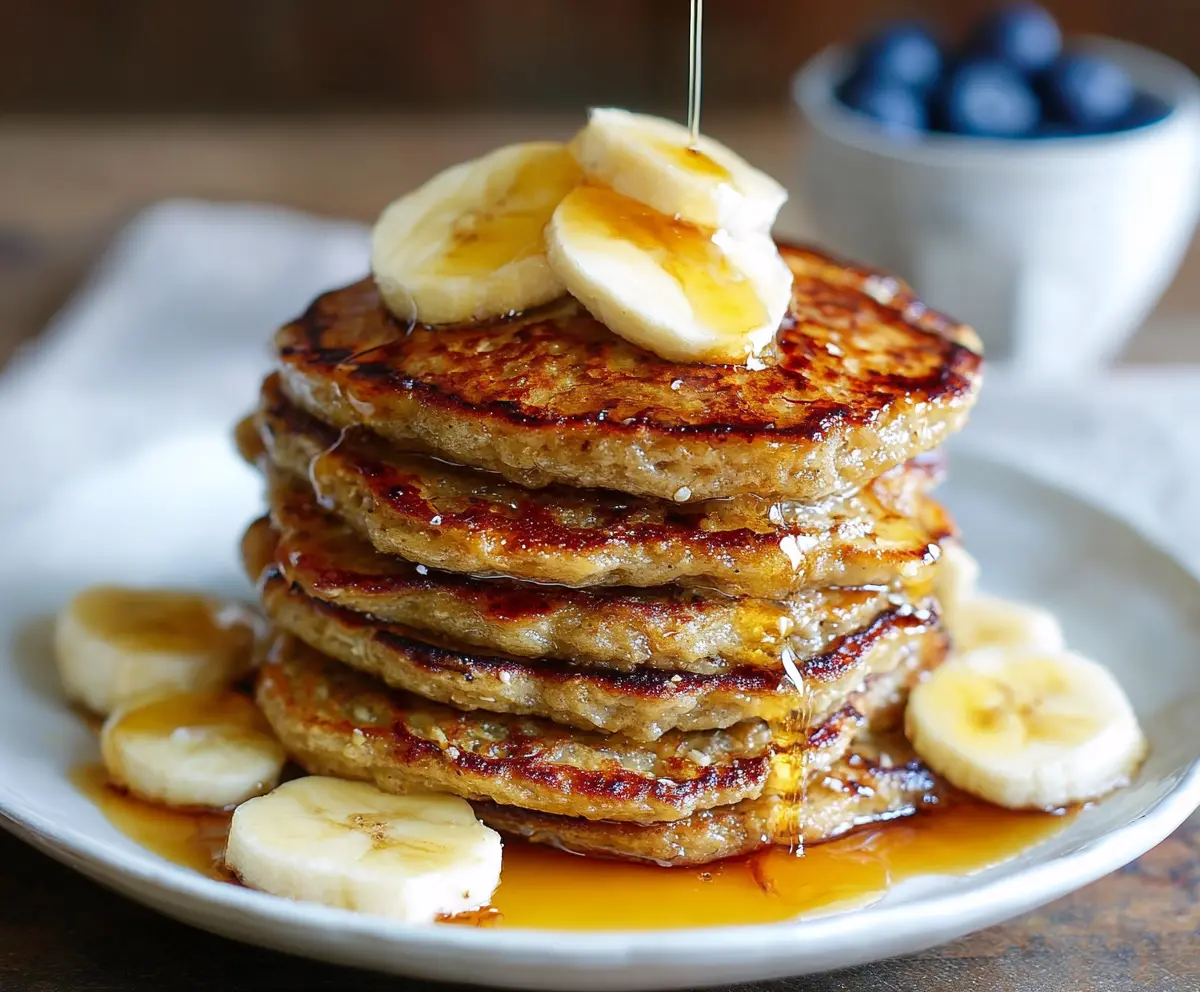 Easy 3-Ingredient Banana Oatmeal Pancakes