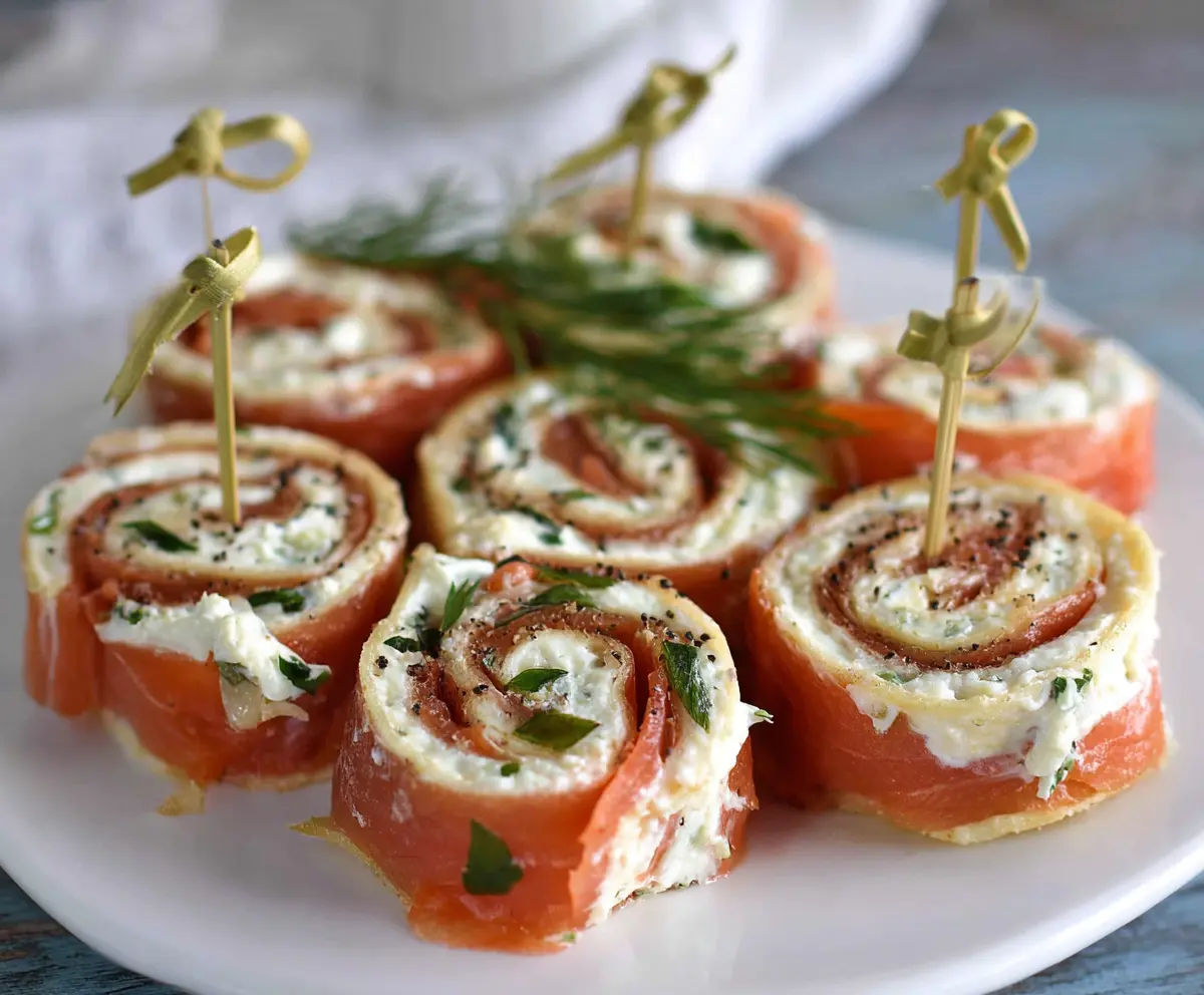 Easy Smoked Salmon Pinwheels Recipe